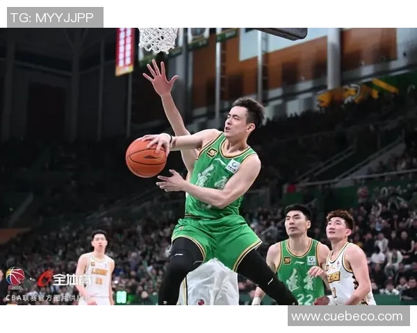 孙铭徽自视过高引发争议鄢手骐怒斥辽宁球迷支持正义之声